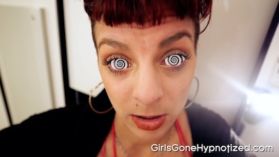 Stepmommy Has Been hypnotized - Lucy