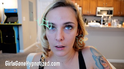 Alisha the Pantyhose Slave