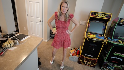 Hypnotized and Programmed to Stay - Savannah