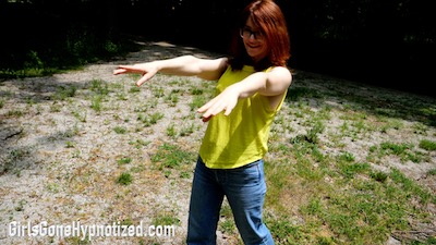 Rebecca Hypnotized on Her Lunch Break