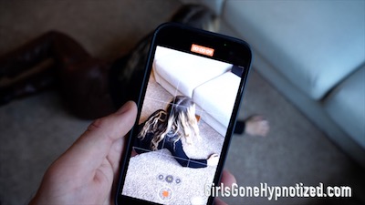 Victoria Wants a Divorce