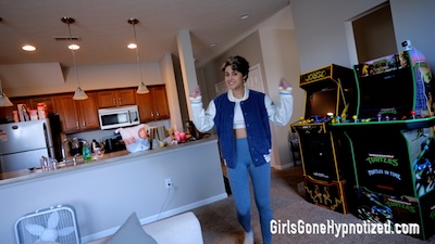 Workout Partner Triggered Slave - Lucy